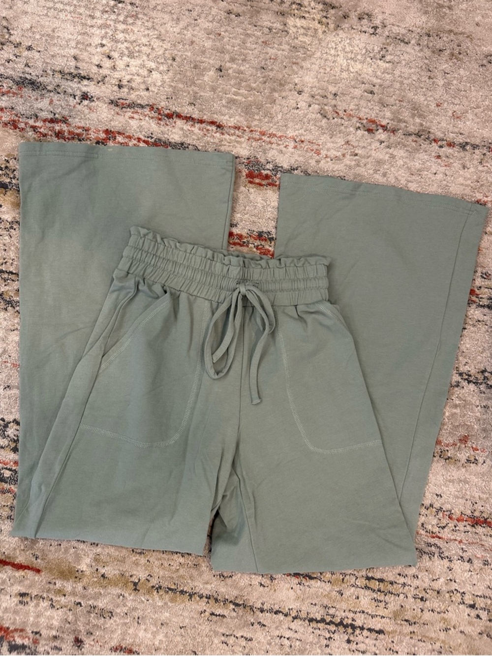Johnny Was Calme Green Wide Leg
Relaxed Terry Pant size XS